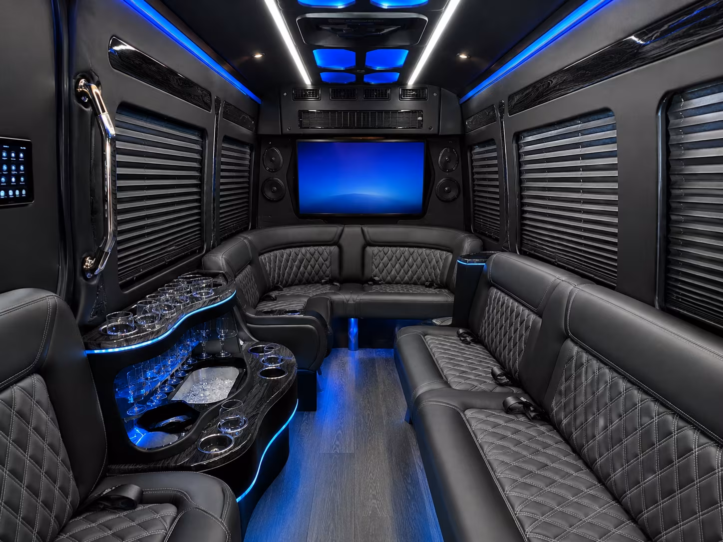 charterbusserviceslittlerock com makes it possible to get your whole group to george s and fayetteville shows