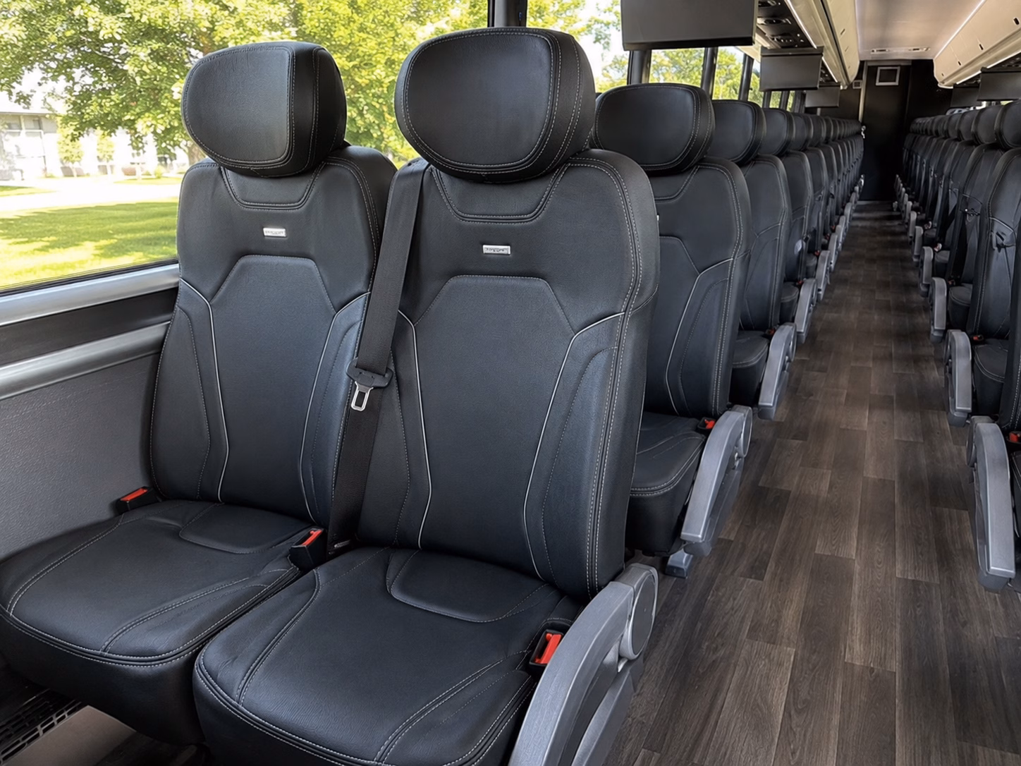 how the type of bus changes the price in little rock arkansas